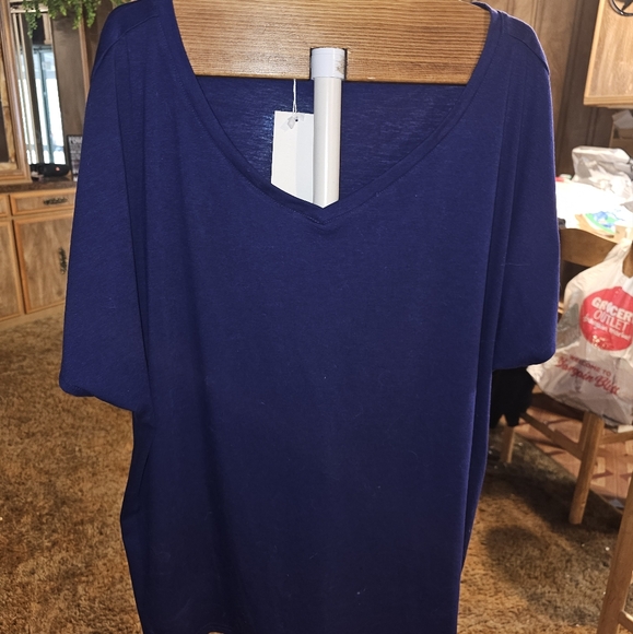 Navy Blue T-SHIRT - Picture 1 of 4